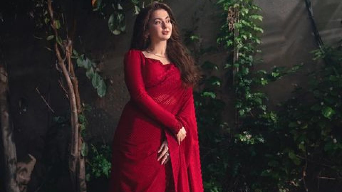 hania amir red dress Hania Amir Red Gold - Buy Now Online in USA