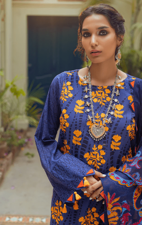 Alternative view of 3 pcs lawn embroidered stiched suit latest collection 8