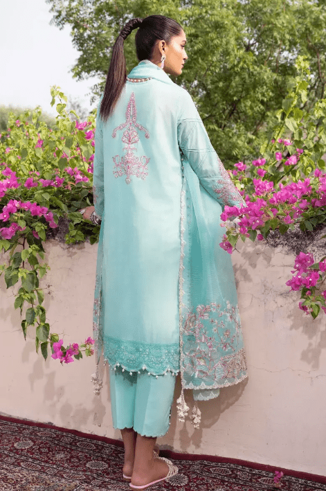 Alternative view of Sana Safinaz M232-018B-CX Lawn Collection 2023