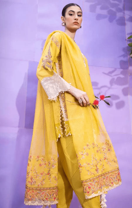 Alternative view of Sana Safinaz M232-018A-CX Lawn Collection 2023