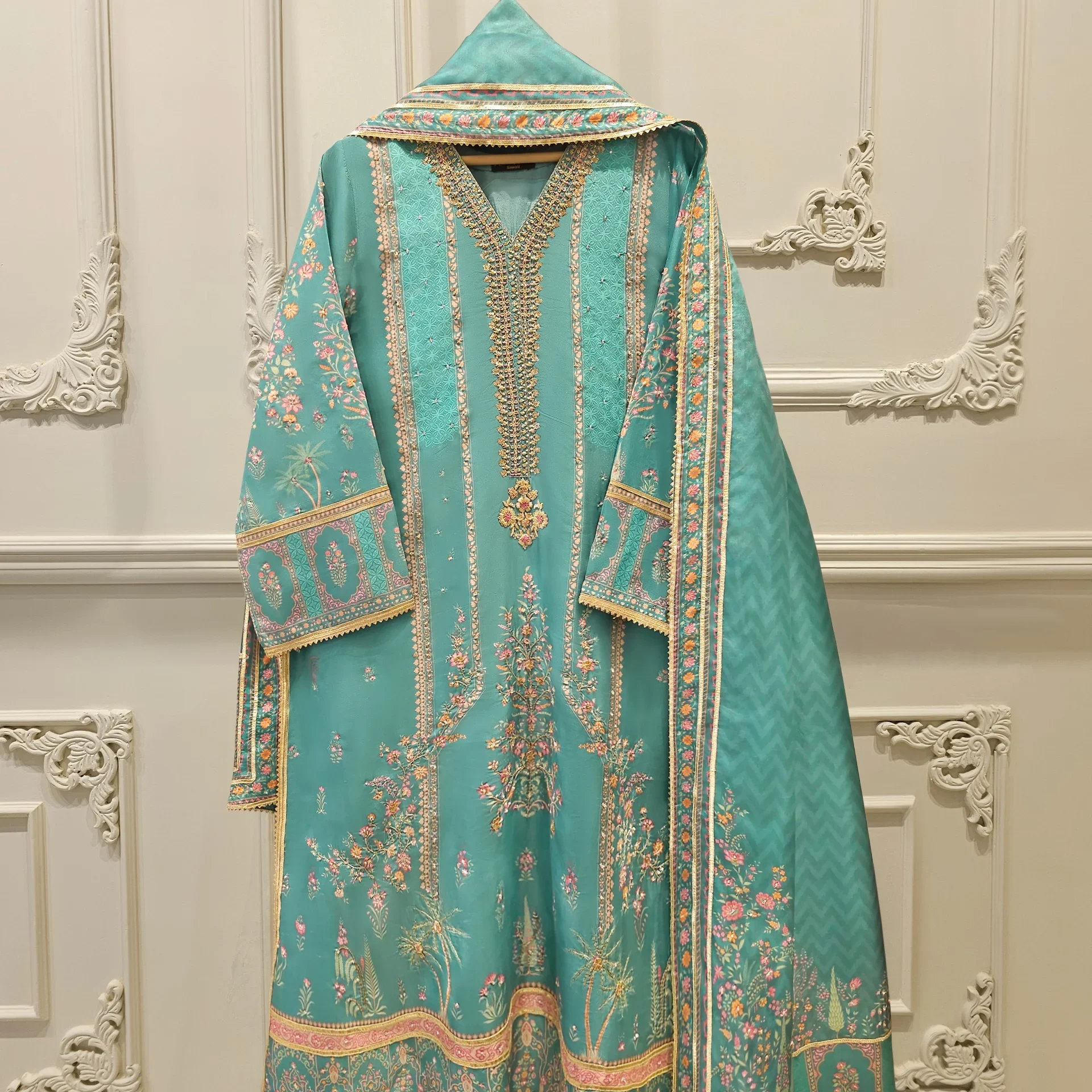 knee length dresses for ladies Buy Pakistani ladies dress design of 2019 in USA – Nameera by Farooq main image 0