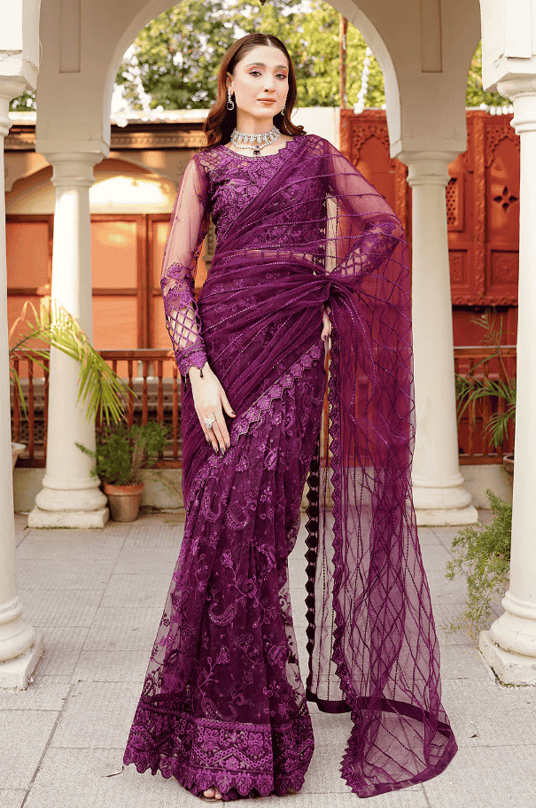 Purple Sari – A Perfect Blend of Tradition and Modern Style