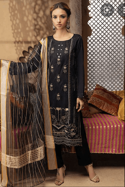 Alternative view of luxury embroidered lawn collection 3