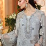 Close-up of 3D flowers and hand embroidery on Maria B MPC-26-206 chiffon suit